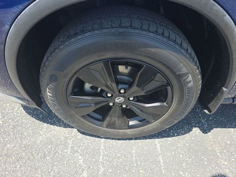 Used 2021 Nissan Murano SV AWD/4WD image 9
