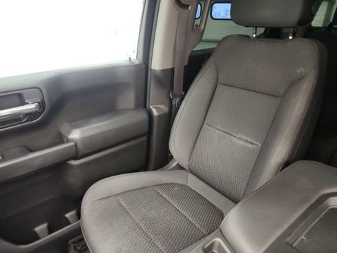 Used 2020 Chevrolet Silverado 1500 Custom w/ Custom Value Package RWD image 15