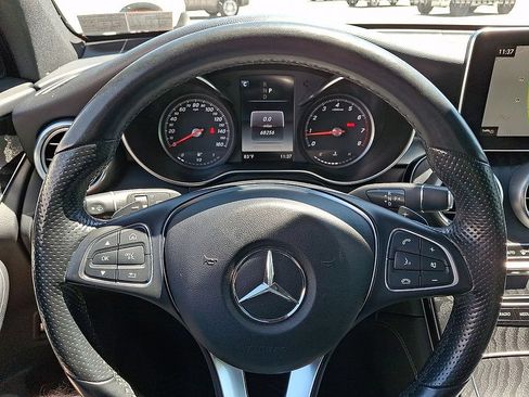 Used 2018 Mercedes-Benz GLC 300 4MATIC image 19