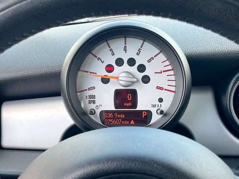 Used 2012 MINI Cooper Hardtop FWD image 11