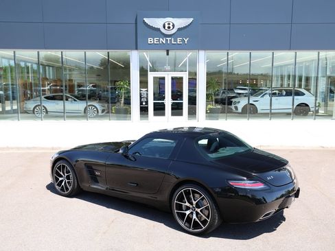Used 2015 Mercedes-Benz SLS AMG GT Final Edition image 8