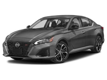 Used 2023 Nissan Altima 2.5 SR