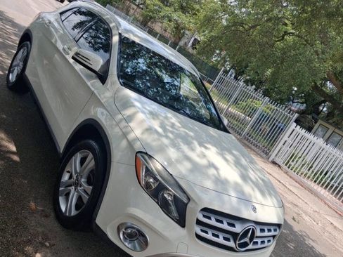 Used 2018 Mercedes-Benz GLA 250 image 1