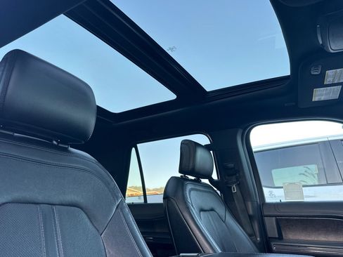 Used 2019 Ford Expedition Limited w/ Equipment Group 301A image 19