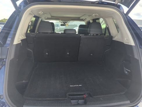 Used 2024 Nissan Rogue SV w/ SV Premium Package AWD/4WD image 22