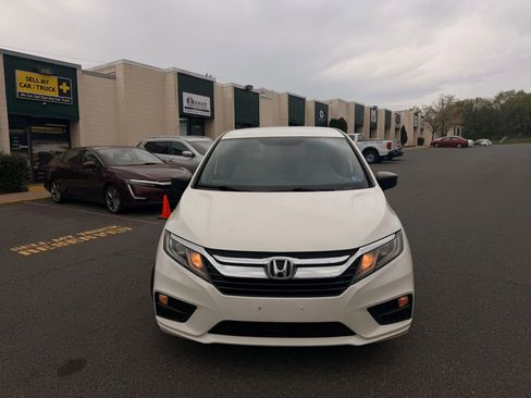 Used 2018 Honda Odyssey LX image 2
