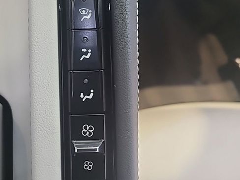 Certified 2025 Chevrolet Corvette Stingray Preferred Cpe w/ Z51 Performance Package image 22