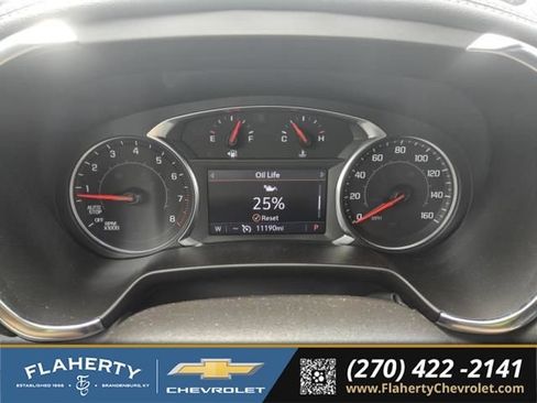 Used 2025 Chevrolet Blazer LT w/ Midnight/Sport Edition FWD image 3