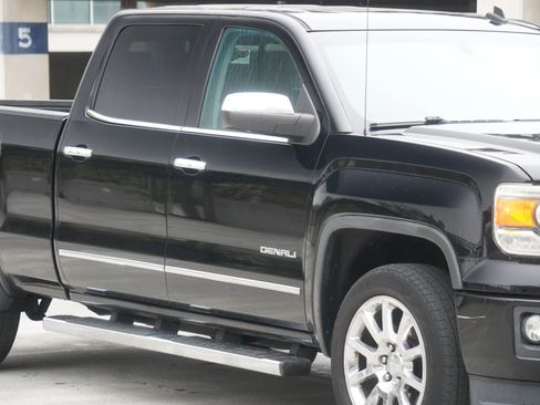 Used 2014 GMC Sierra 1500 Denali image 18