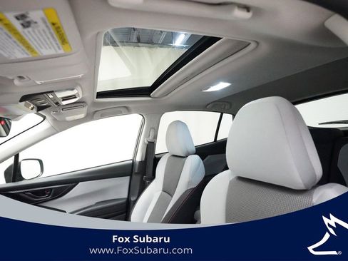 Used 2021 Subaru Crosstrek 2.0i Premium w/ Moonroof Package image 32