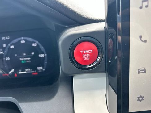 Used 2024 Toyota Tacoma TRD Off-Road AWD/4WD image 27