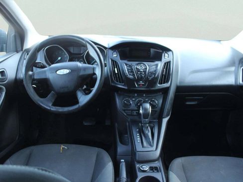 Used 2012 Ford Focus S FWD image 7