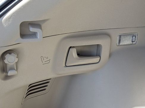 Used 2009 Toyota Venza image 15