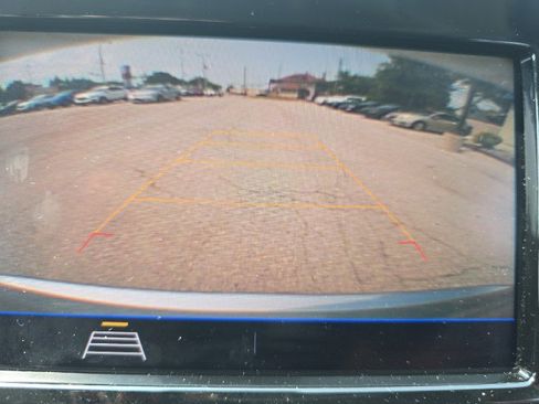 Used 2022 Buick Encore Preferred w/ Safety Package AWD/4WD image 24