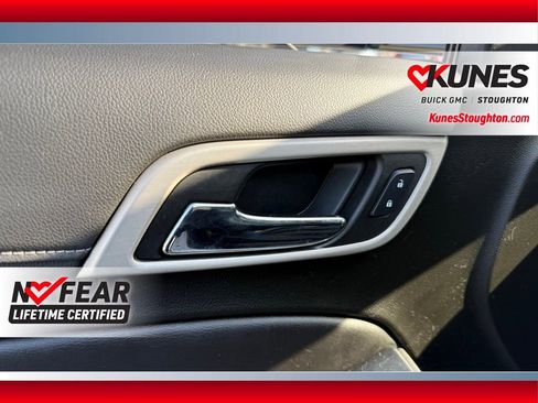 Used 2019 GMC Yukon Denali w/ Denali Ultimate Package image 24