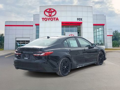 New 2026 Toyota Camry SE image 4