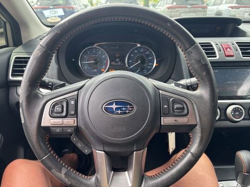Used 2017 Subaru Crosstrek 2.0i Premium image 2