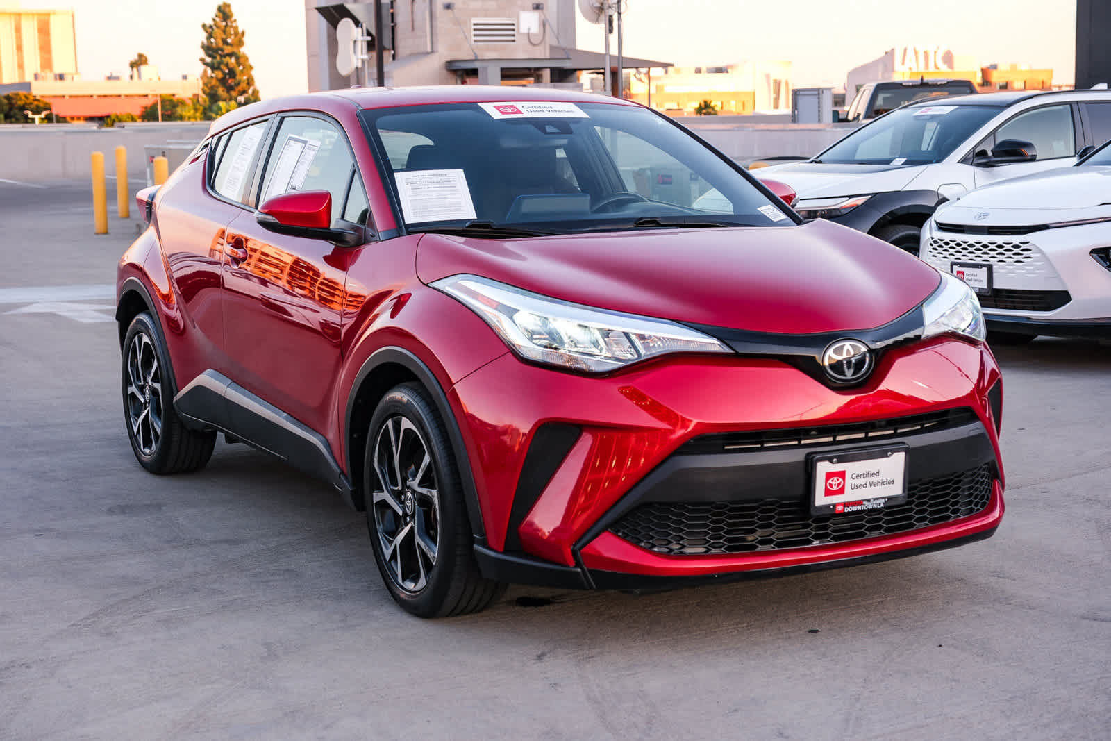 Certified 2020 Toyota C-HR XLE FWD image 3