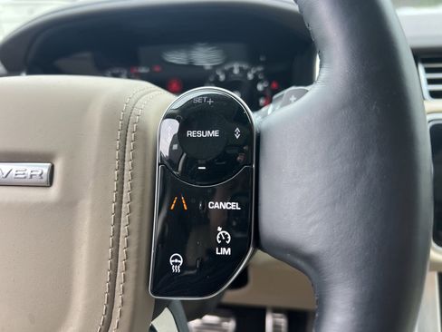 Used 2021 Land Rover Range Rover Westminster Edition image 17