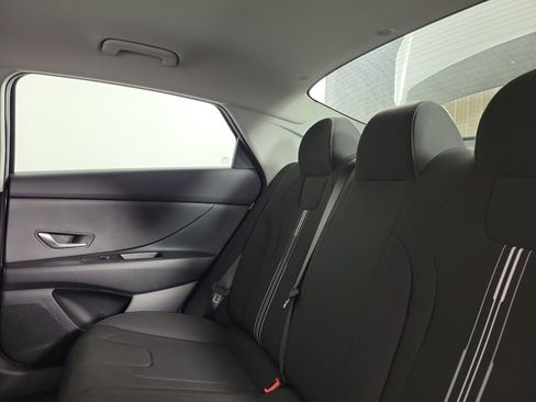 New 2025 Hyundai Elantra Blue image 31