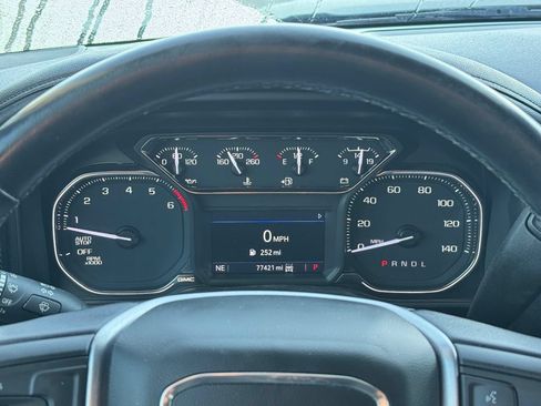 Used 2021 GMC Sierra 1500 Elevation w/ X31 Off-Road Package AWD/4WD image 8
