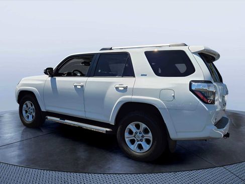 Used 2024 Toyota 4Runner SR5 Premium w/ Moonroof Package RWD image 4