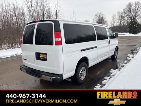 Used 2024 Chevrolet Express 3500 LT w/ LT Preferred Equipment Group image 5
