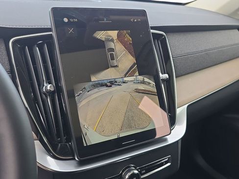 New 2026 Volvo XC90 T8 Plus image 35