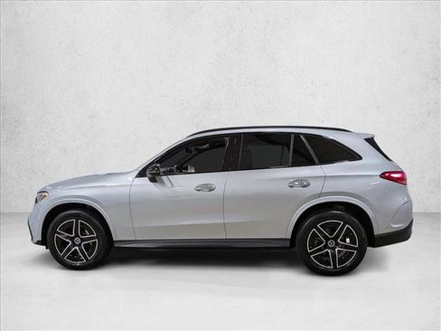 Used 2026 Mercedes-Benz GLC 300 image 9