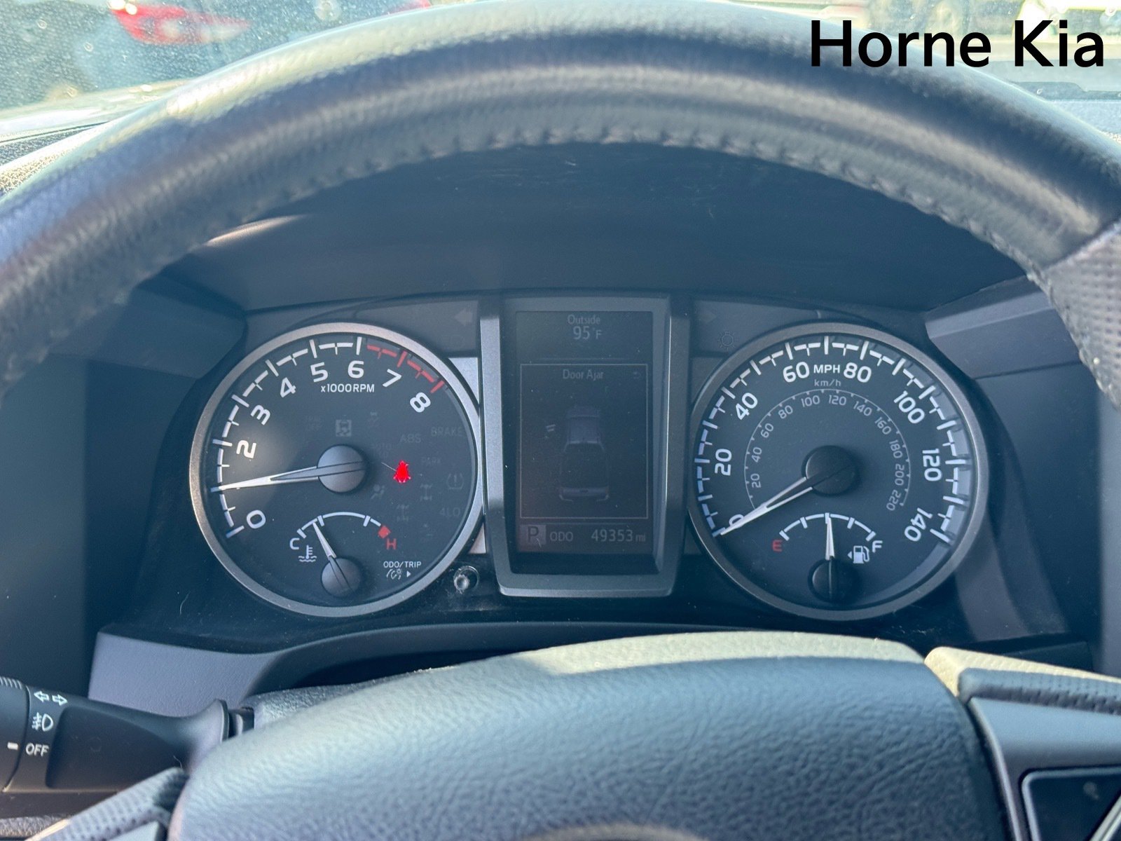 Used 2020 Toyota Tacoma TRD Off-Road w/ Technology Package AWD/4WD image 17