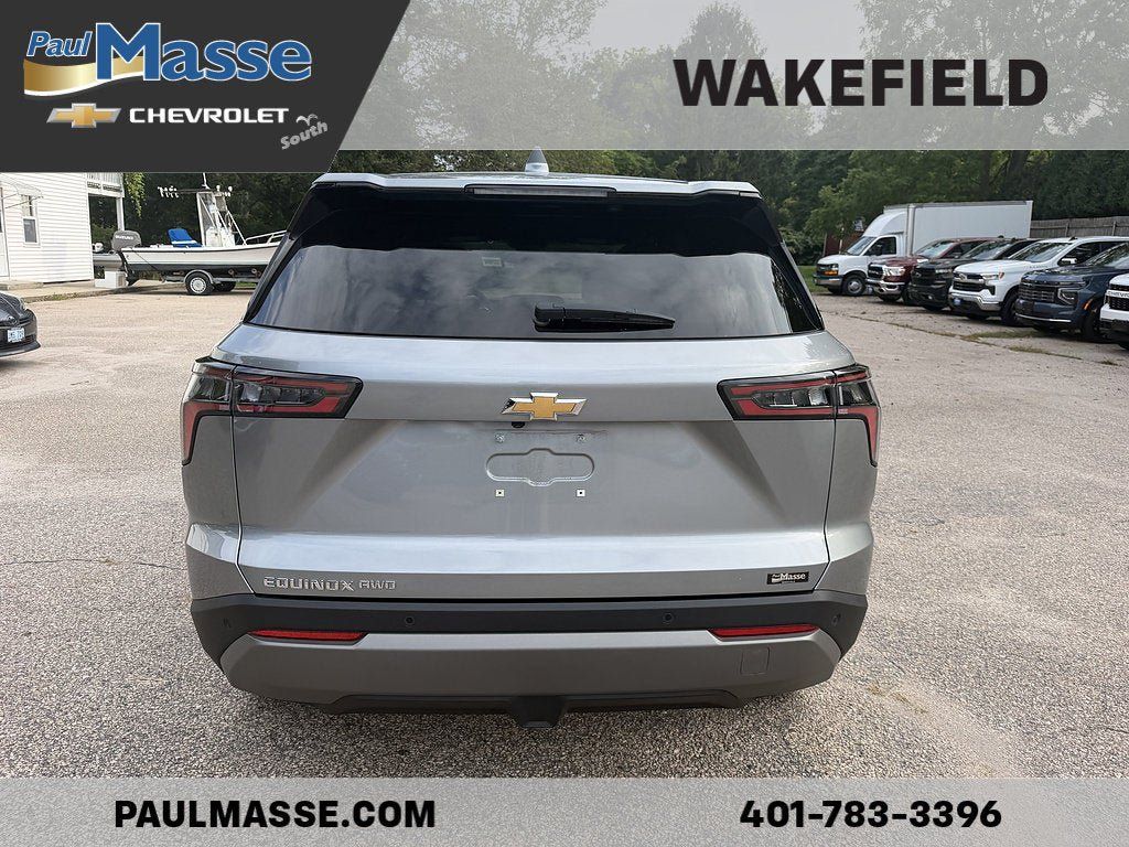 Used 2026 Chevrolet Equinox LT w/ Convenience Package II AWD/4WD image 5