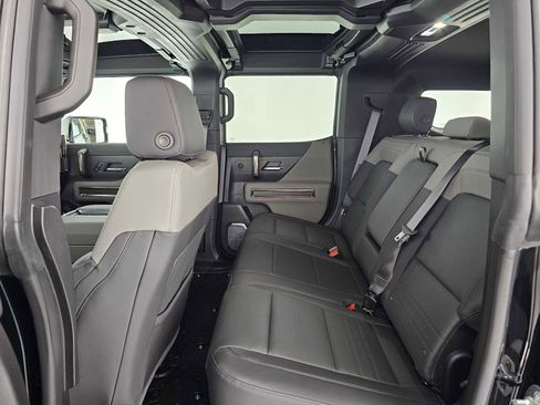 Used 2025 GMC Hummer EV 3X w/ Extreme Off-Road Package image 17