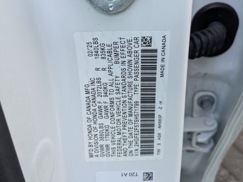 Certified 2025 Honda Civic Sport image 39