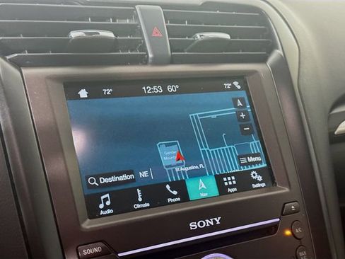 Used 2018 Ford Fusion Titanium image 16