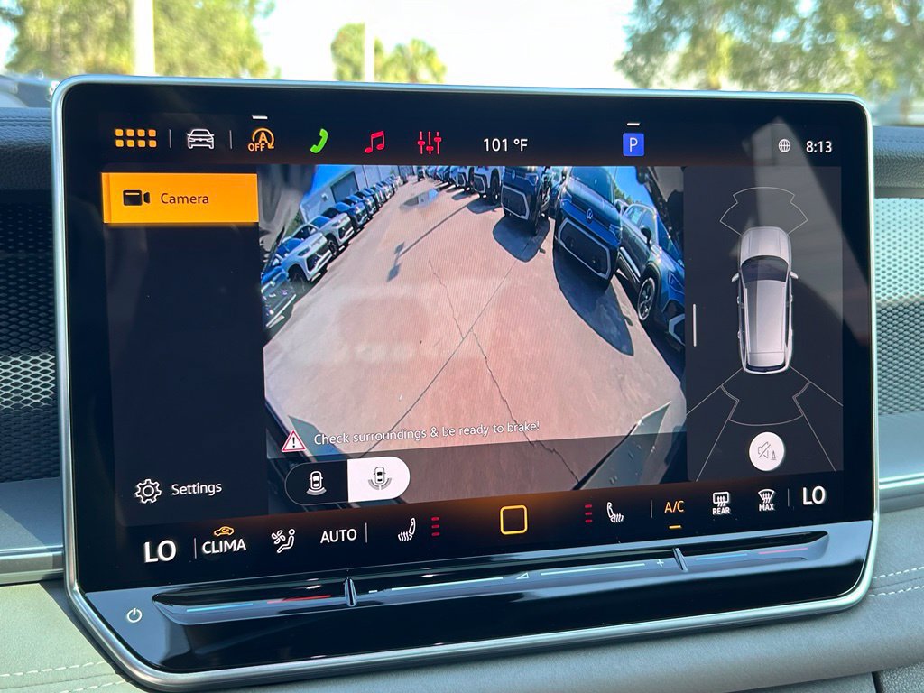 New 2026 Volkswagen Tiguan SE R-Line FWD image 28
