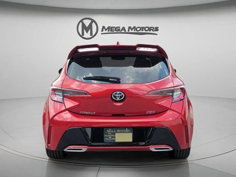 Used 2019 Toyota Corolla XSE FWD image 6