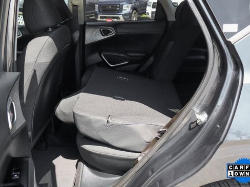 Used 2023 Kia Soul LX image 27