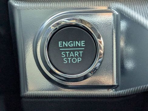 New 2025 Ford F150 Lariat w/ Equipment Group 501A Mid image 31