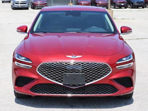 Used 2023 Genesis G70 2.0T image 5