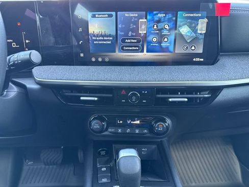 New 2026 Nissan Kicks SV FWD image 18