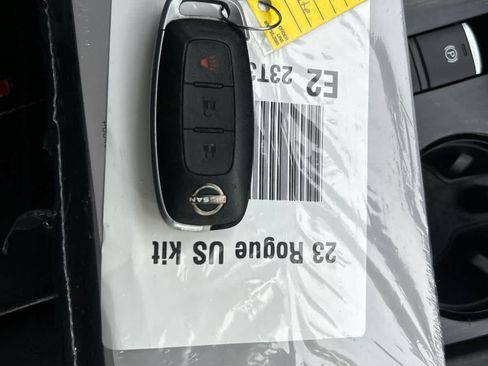 Used 2023 Nissan Rogue S FWD image 20