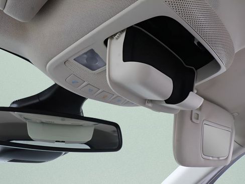 Used 2024 Ford Edge SEL image 16