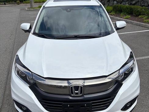 Used 2019 Honda HR-V EX-L image 2