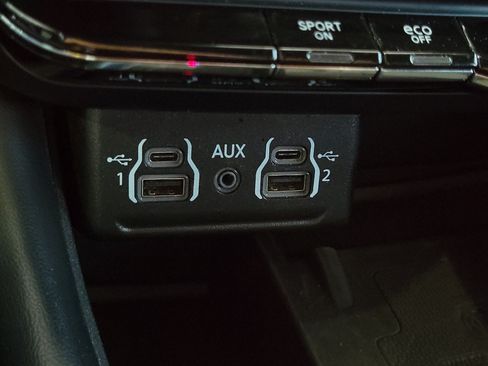 Used 2022 Dodge Durango R/T RWD image 28