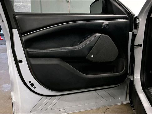 Used 2021 Ford Mustang Mach-E Premium image 25