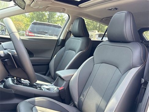 New 2025 Subaru Crosstrek 2.5i Limited image 12
