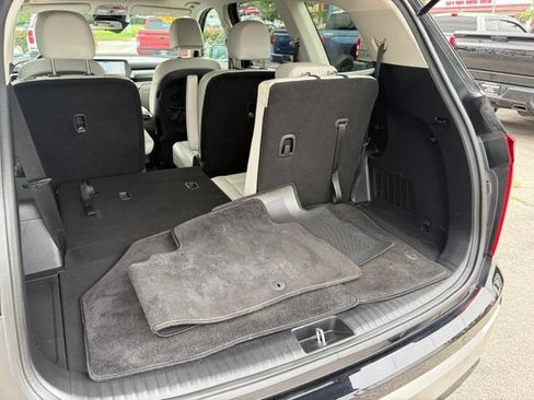 Used 2023 Kia Telluride S w/ S Sunroof Package FWD image 33
