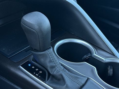 Used 2021 Toyota Camry LE image 26