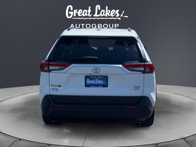 Used 2023 Toyota RAV4 XLE w/ Convenience Package AWD/4WD image 4