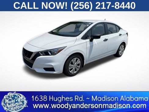 Used 2020 Nissan Versa S FWD image 1